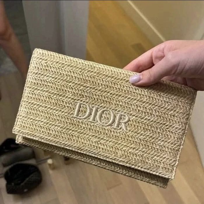 Gentuta Dior cu lantisor perlute