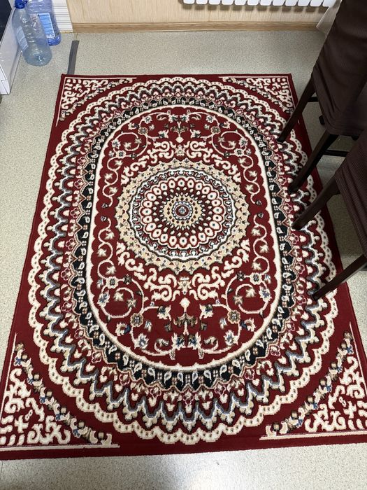 Комод,ковры все в наличии