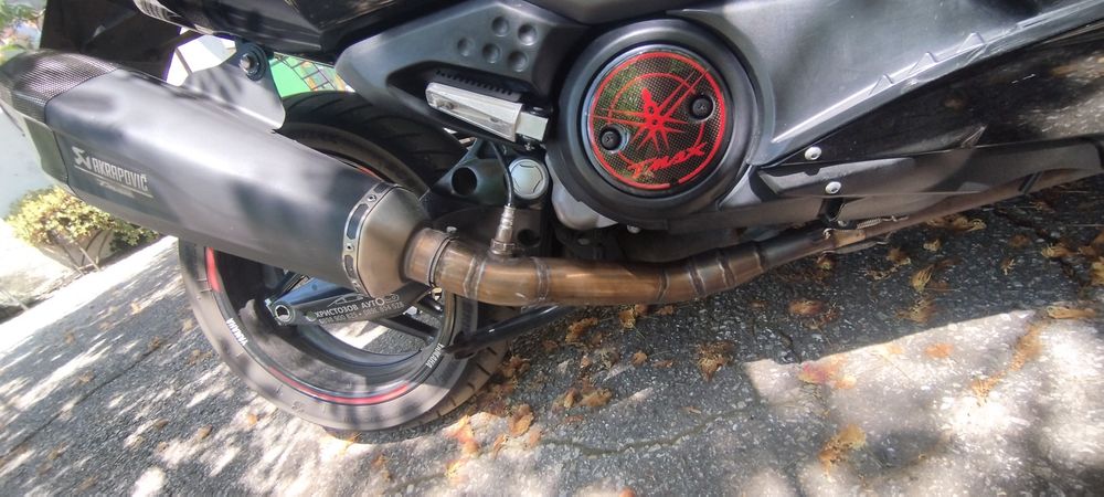 Akrapovic  за Ямаха т мах