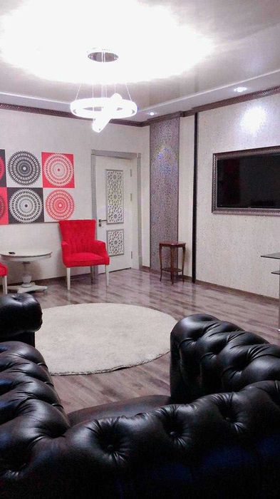 Ц-6 , 3/8/9.  3-комн  120.000 ye