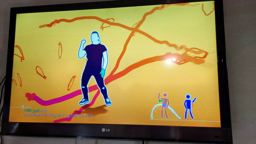 LG 3D, 42", 107 см