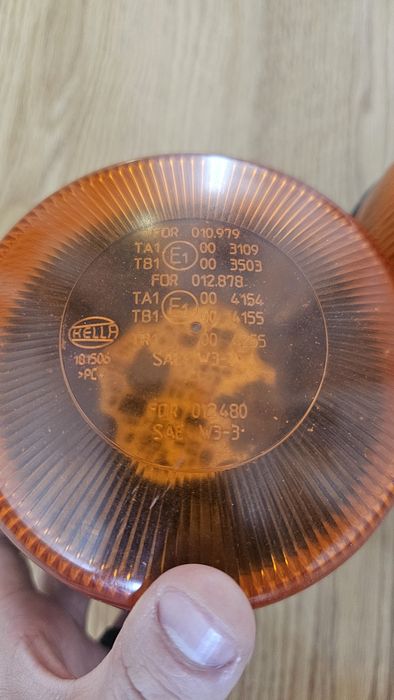 HELLA 2RL Сигнална въртяща светлина