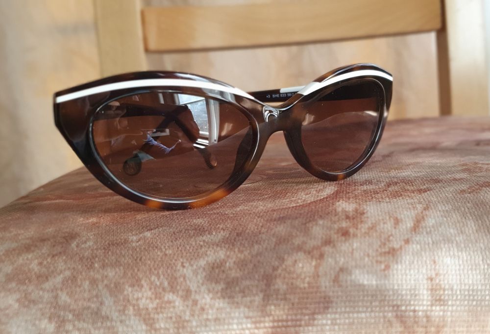 Слънчеви очила carolina herrera she 833