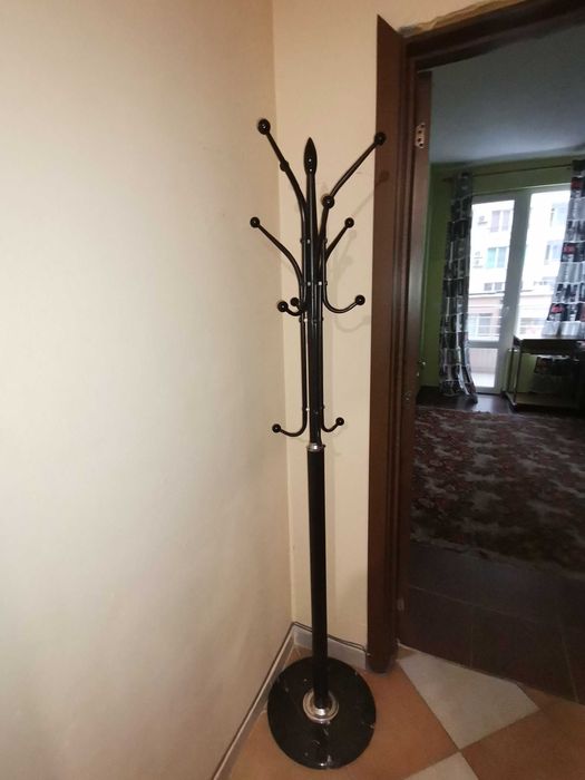 Дава се под наем Двустаен апартамент в Бургас, Меден рудник - зона А - 64 кв.м за 102 € - Снимка #1