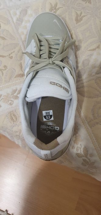 Nike ishod 42 номер