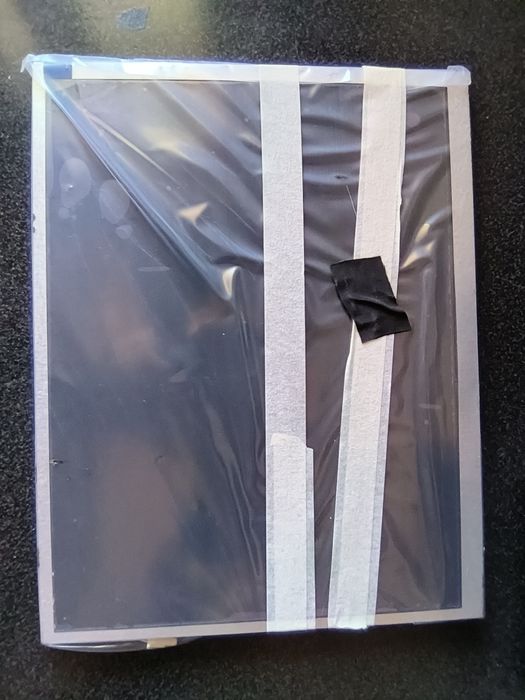 Продаю 9.7" дюймовый ЖК-дисплей