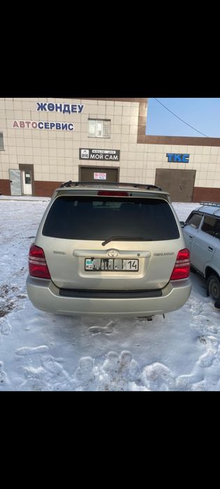 Продам автомобиль Toyota Highlander