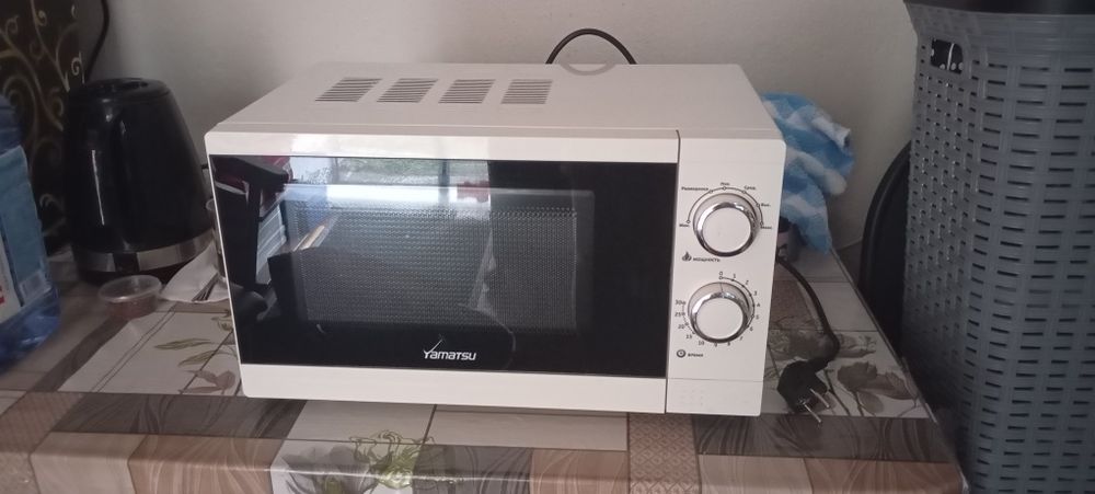 Срочно продаю микроволновку