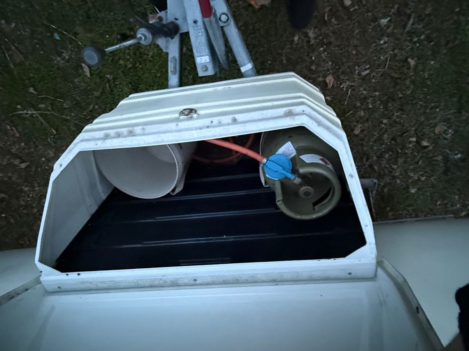 Каравана за трима 3.90 метра