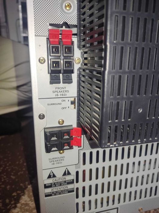 Уредба Kenwood RXD-553 с мощност 2x100W RMS