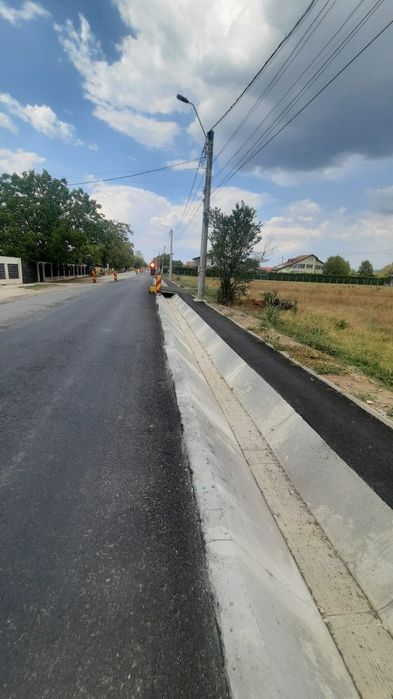 Teren 12.000mp situat pe DJ712,strada Nicolae Balcescu,Targoviste ,
Da