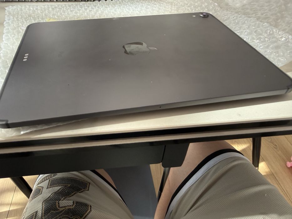 Ipad pro 11 balck 256 celular generatia 1 2018