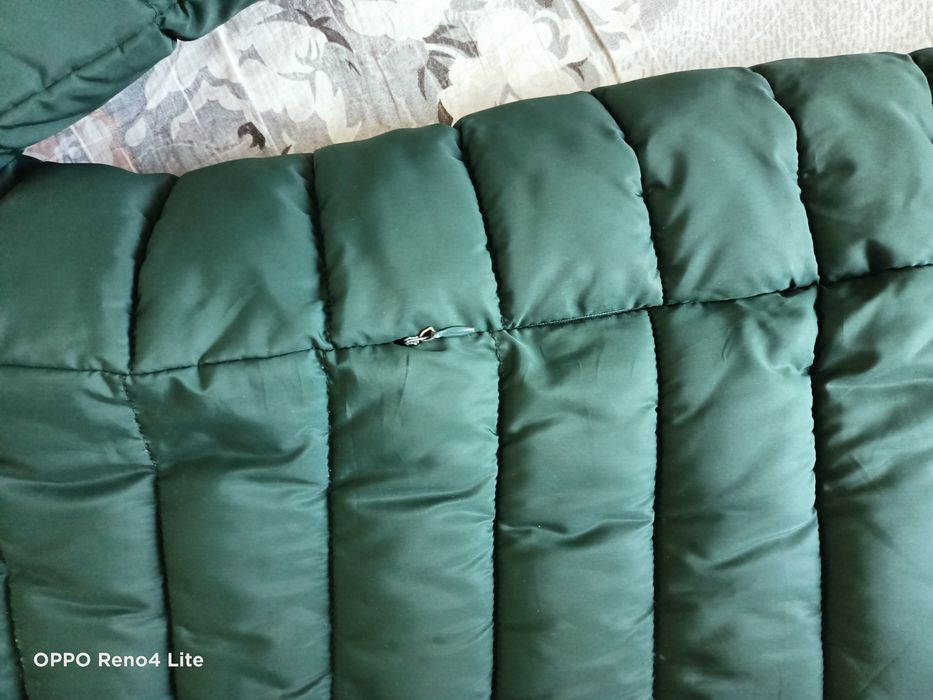 Продам куртку женскую