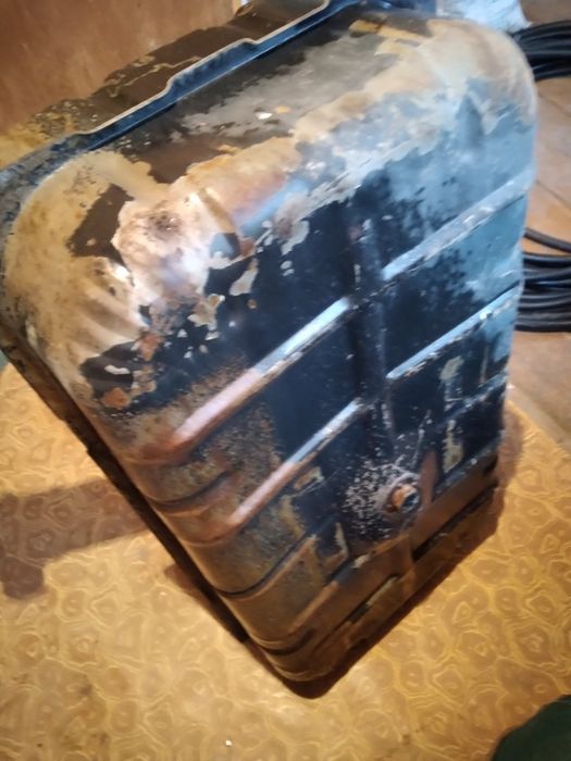 Продам бензобака на газ 66