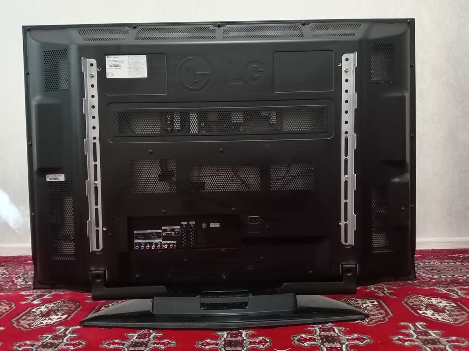 Телевизор. LG...