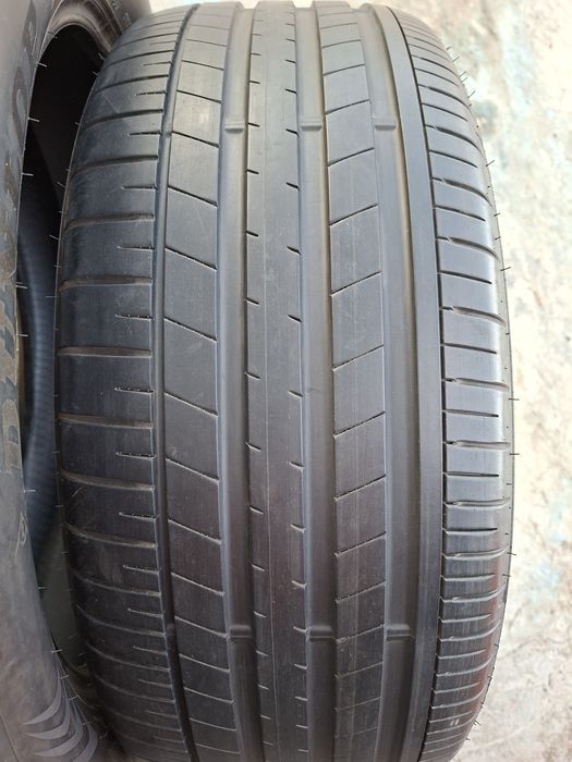 Продам шины 265/45/21 данлоп