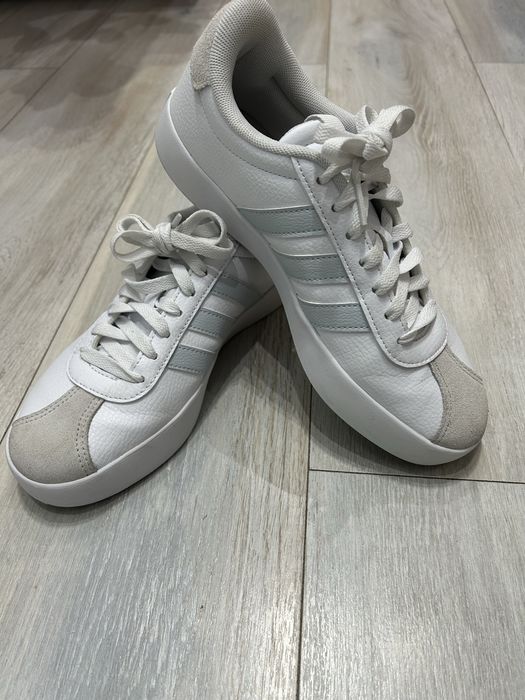 Adidas VL COURT V 3.0 120 lei