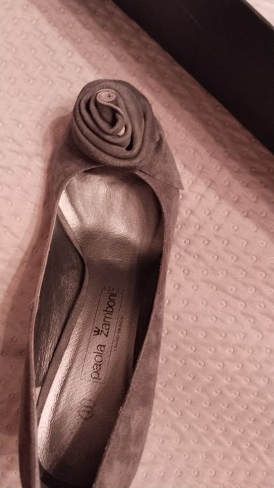 Продам нарядные туфельки