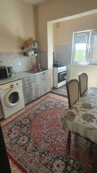 Srochna sotiladi 2в/3/6/9 kvartira sotiladi.