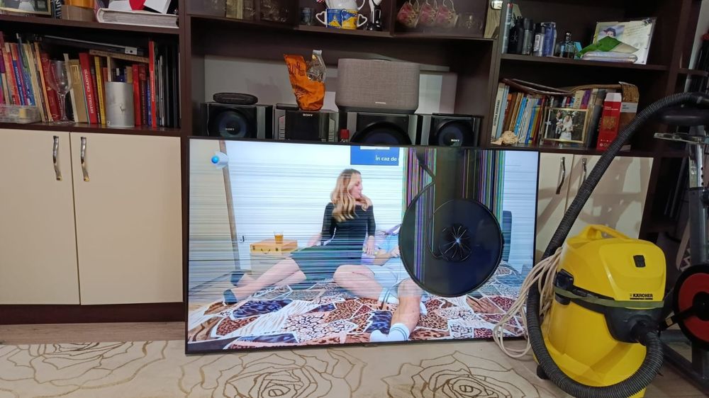 TV Samsung smart model ue55au7172uxxh