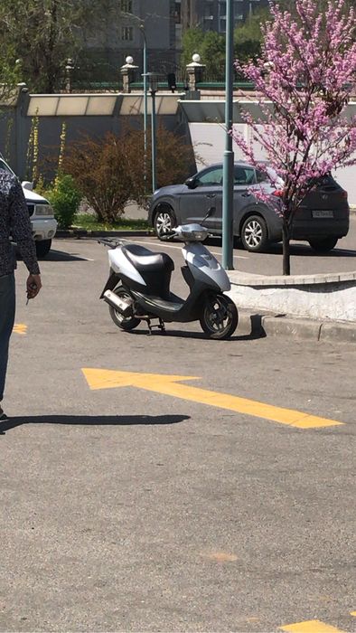 Продам мопед suzuki lets 2