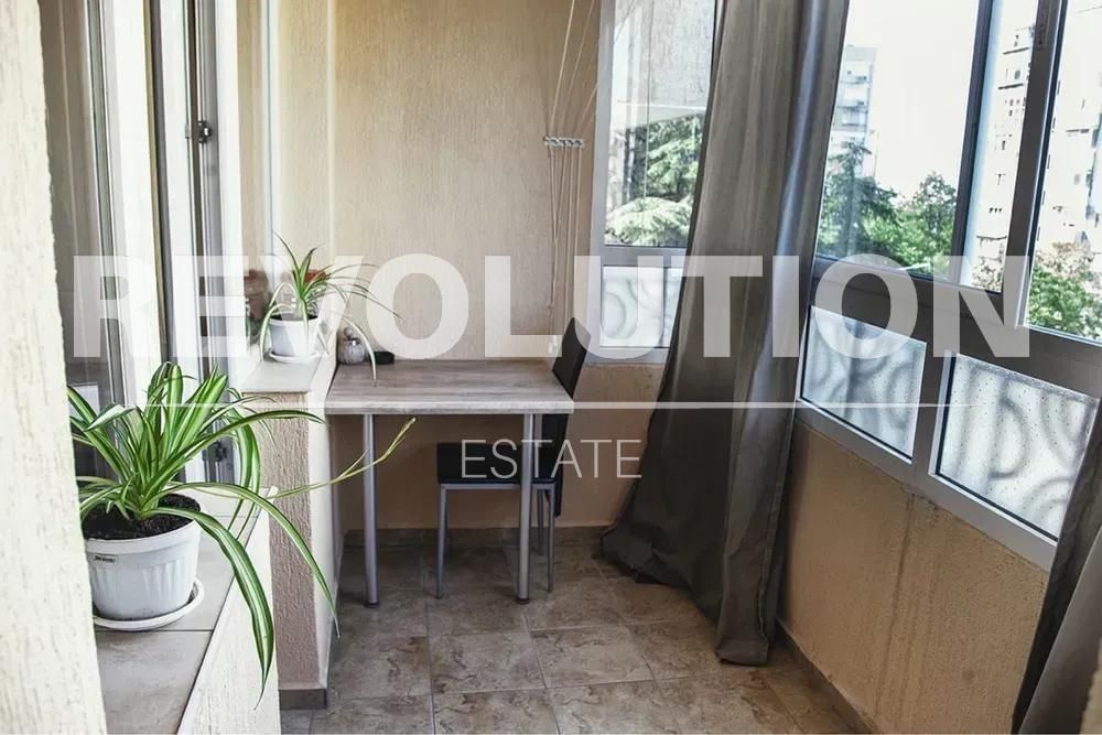 Дава се под наем Двустаен апартамент в Варна, Базар Левски - 66 кв.м за 600 € - Снимка #8