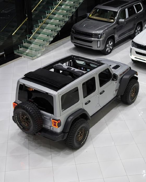 Jeep wrangler 3.6 full option restayling