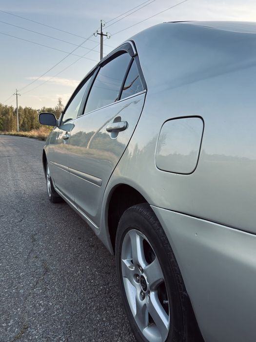 продам тойота камри 30