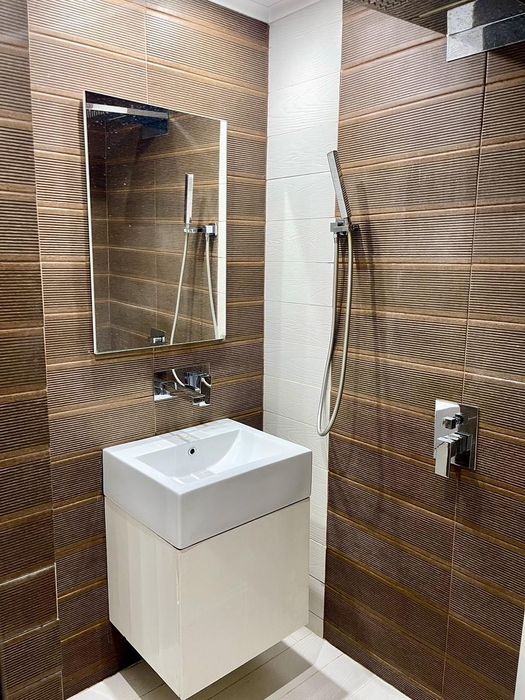 Дава се под наем Двустаен апартамент в Бургас, Изгрев - 48 кв.м за 598.23 € - Снимка #9