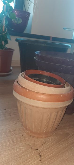 Продается горшки для цветок