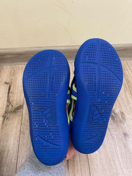Adidas сандали за момче 30номер