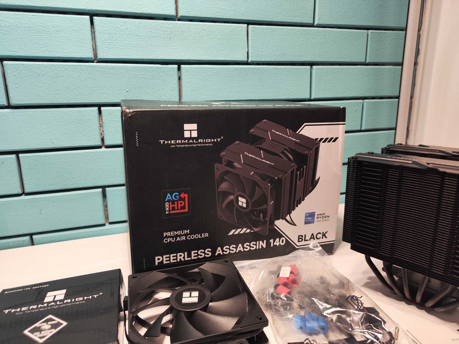 Thermalright Peerless Assassin 140 Black CPU охладител