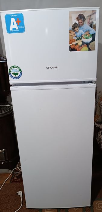 Хладилник с фризер