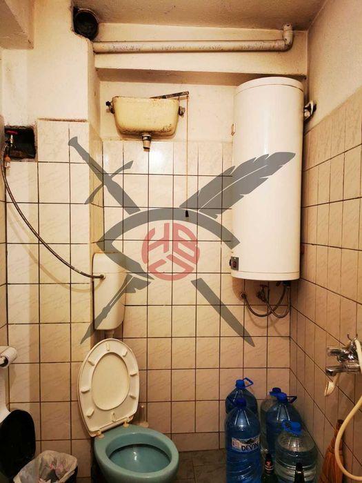 Продава се Къща в Пловдив, Център - 380 кв.м за 790 €/кв.м - Снимка #4