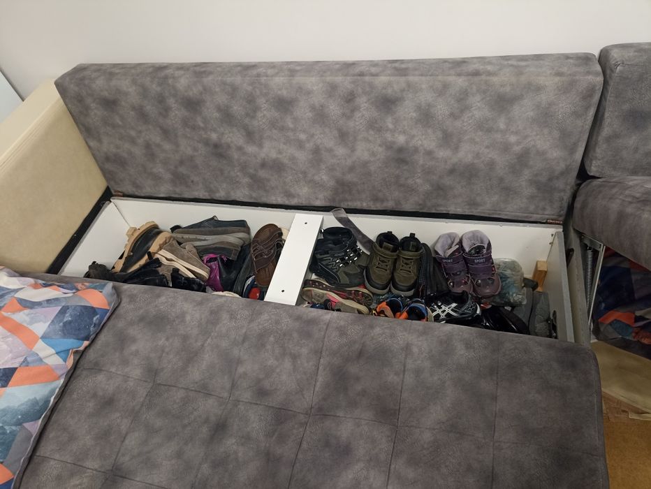 Продам диван в хорошем состоянии