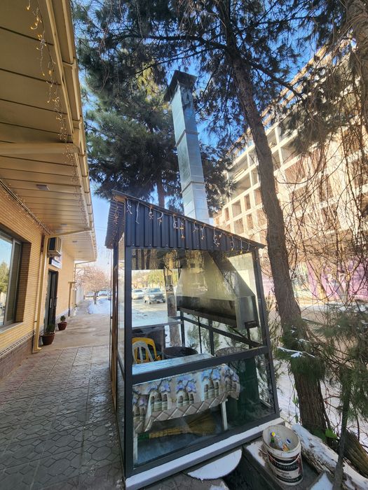 Продаётся бутка для кафе коленный стекло безопасный