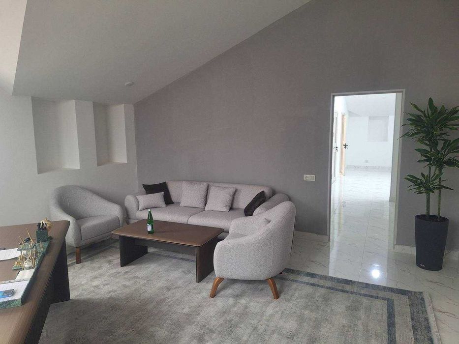 Шота  Руставели Вторая Линия  5 соток Под строительство до 6 этажей