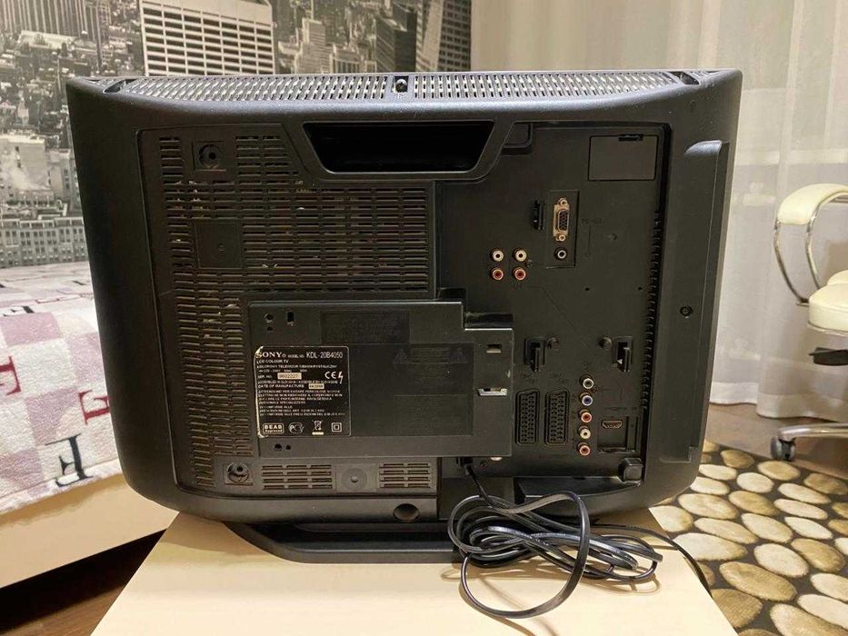 Телевизор SONY KDL-20B4050