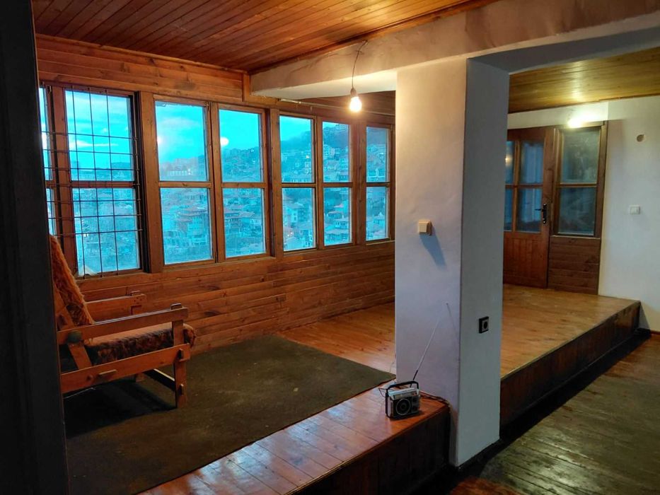 Продава се Офис в Велико Търново, Варуша - 50 кв.м за 1071 €/кв.м - Снимка #3