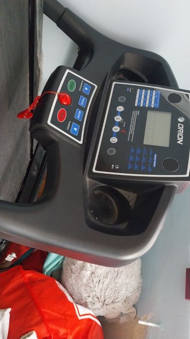 Продавам бягаща пътека