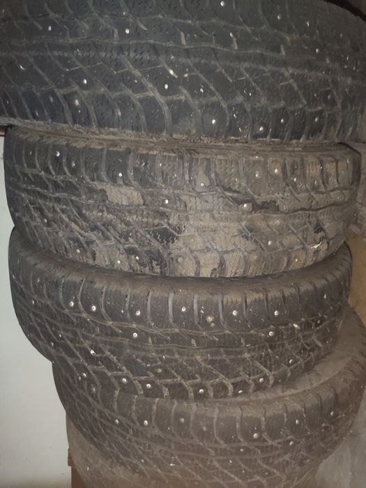 Продам 4 балона на 15