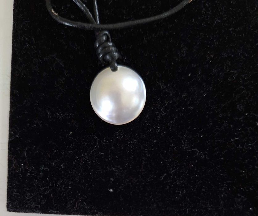 Перла -голяма австралийска половинка перла