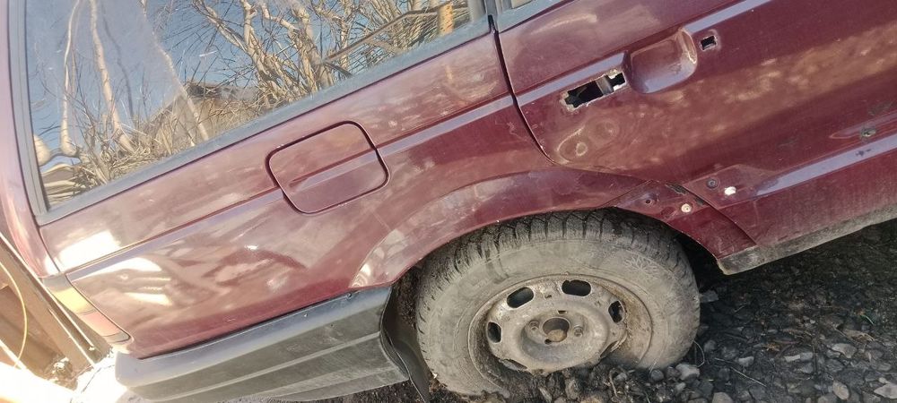 В продаже запчасти на пассат б3