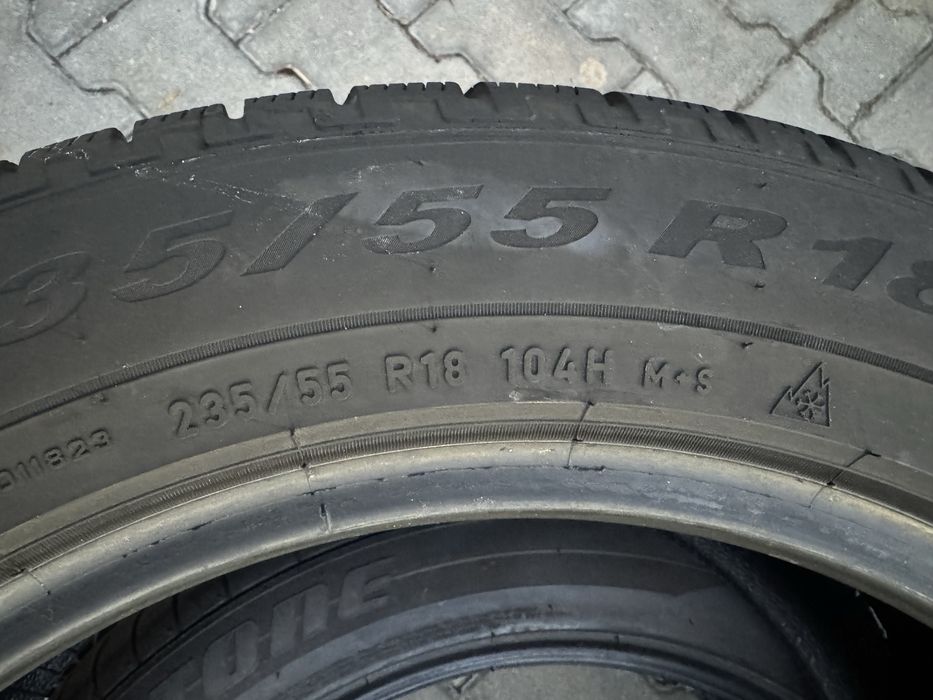 2бр Зимни Гуми Pirelli 235/55/18 DOT3221