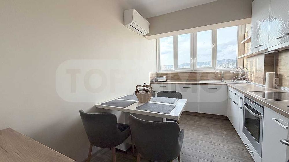 Апартамент с три стаи под наем в квартал Чайка