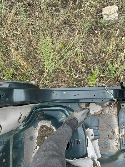 Кузов от бмв 7 ой серии е38