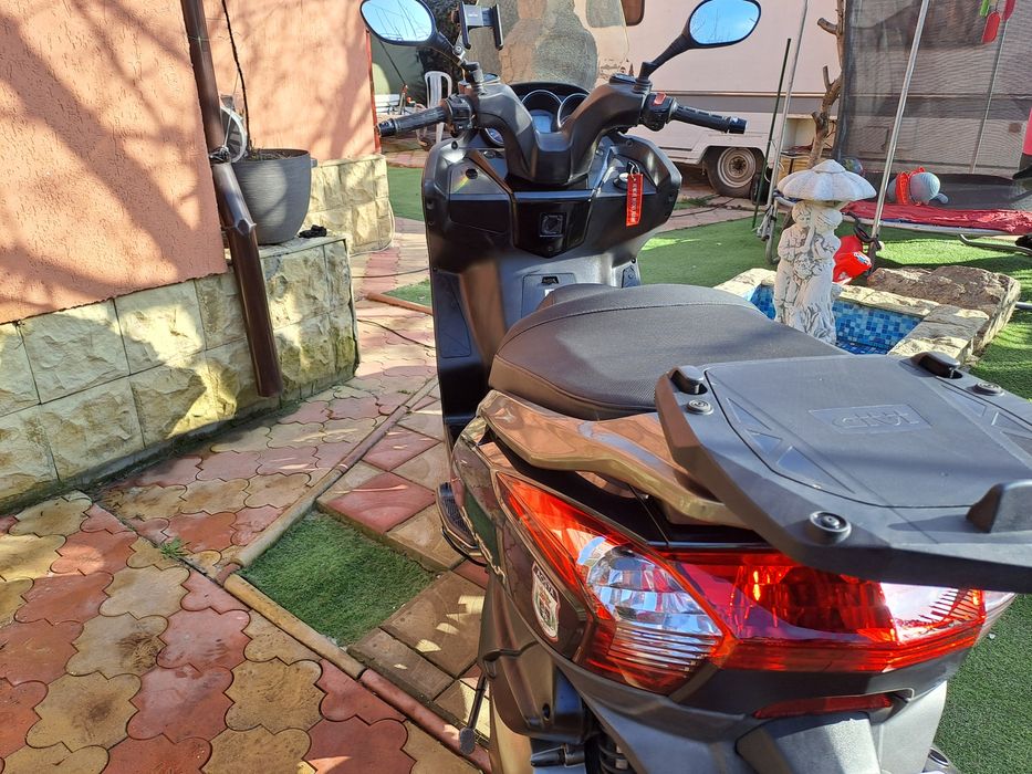 Kymco Downtown 300i