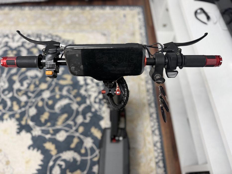 Электросамокат KUGOO