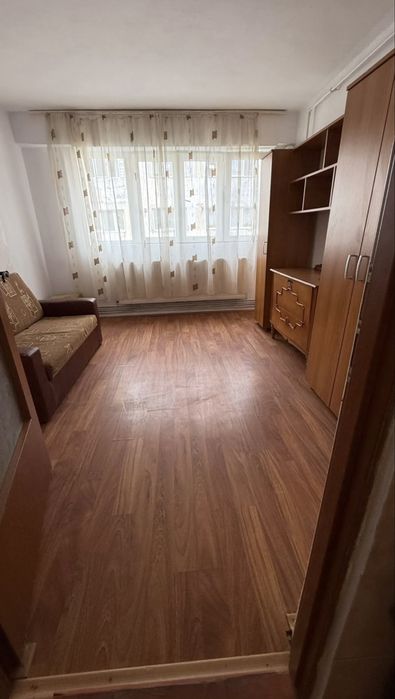 Garsoniera de vanzare zona Dragoș Vodă