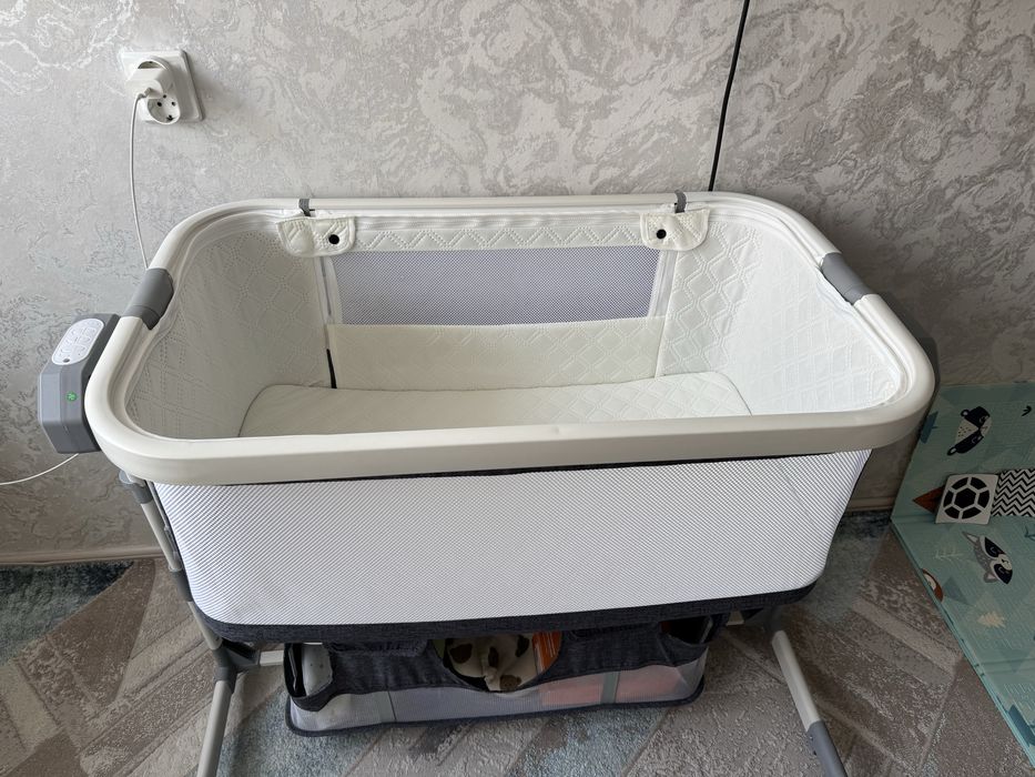 Детская кровать, качалка